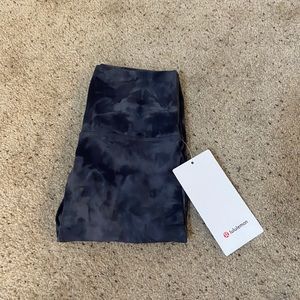 NEW with tags Lululemon leggings
